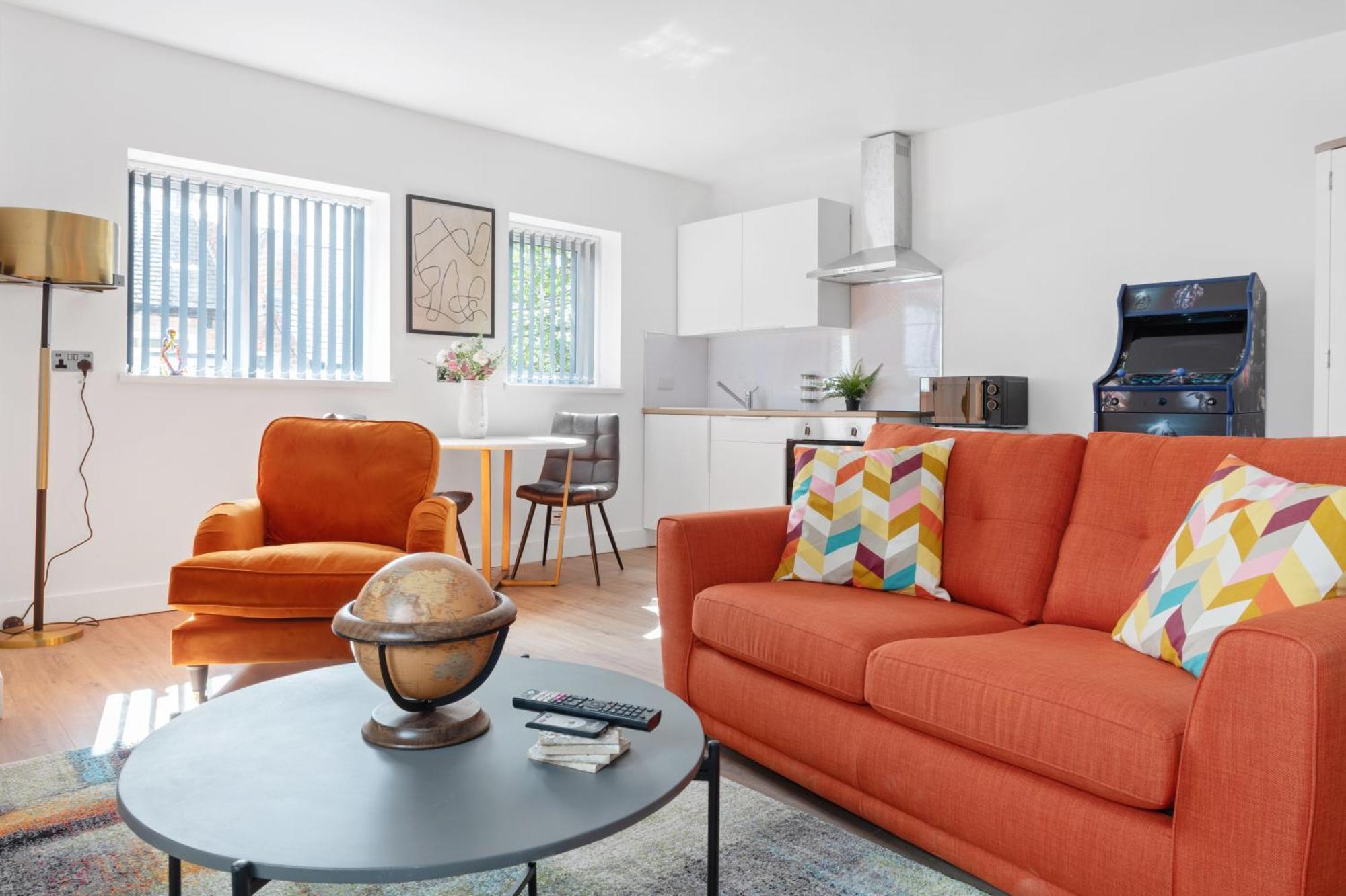 Modern Studio In Arnold Centre Нотингам Екстериор снимка