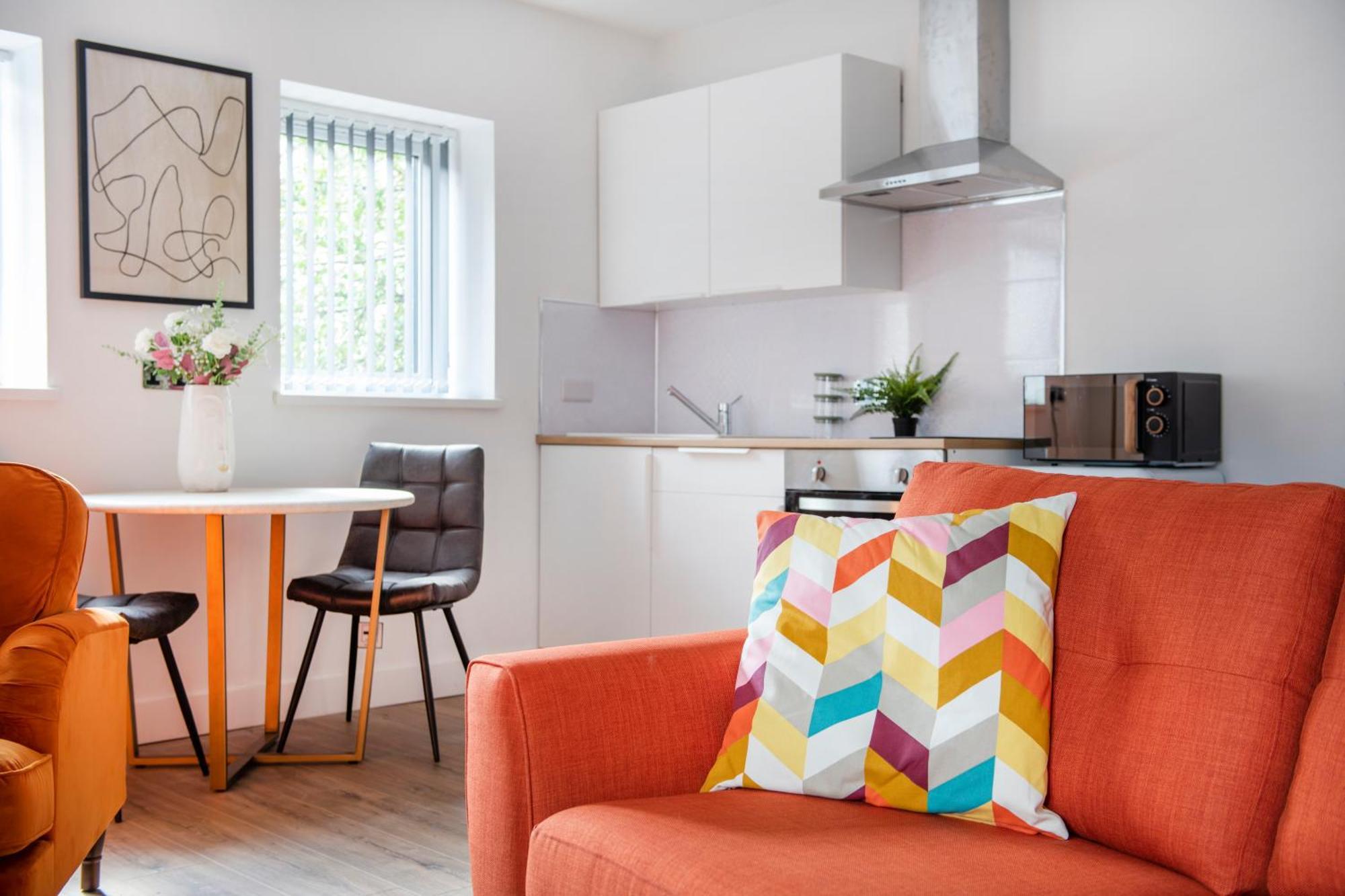 Modern Studio In Arnold Centre Нотингам Екстериор снимка